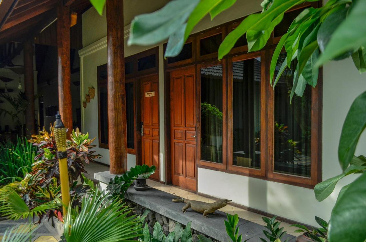 Rumah Mertua Heritage Hotel Jogjakarta Buitenkant foto